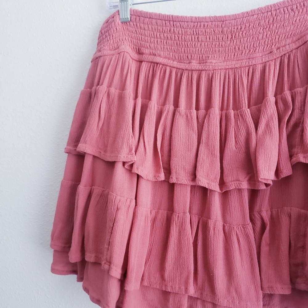 Hollister Ultra High Rise Tier Ruffle Skort - Picture 2 of 6